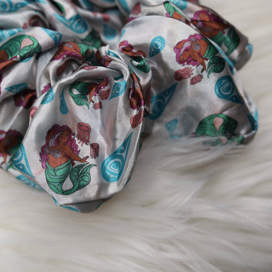 Thick Indigenous Mermaid scrunchie